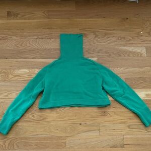 Emerald Green Women's Turtleneck Sweater